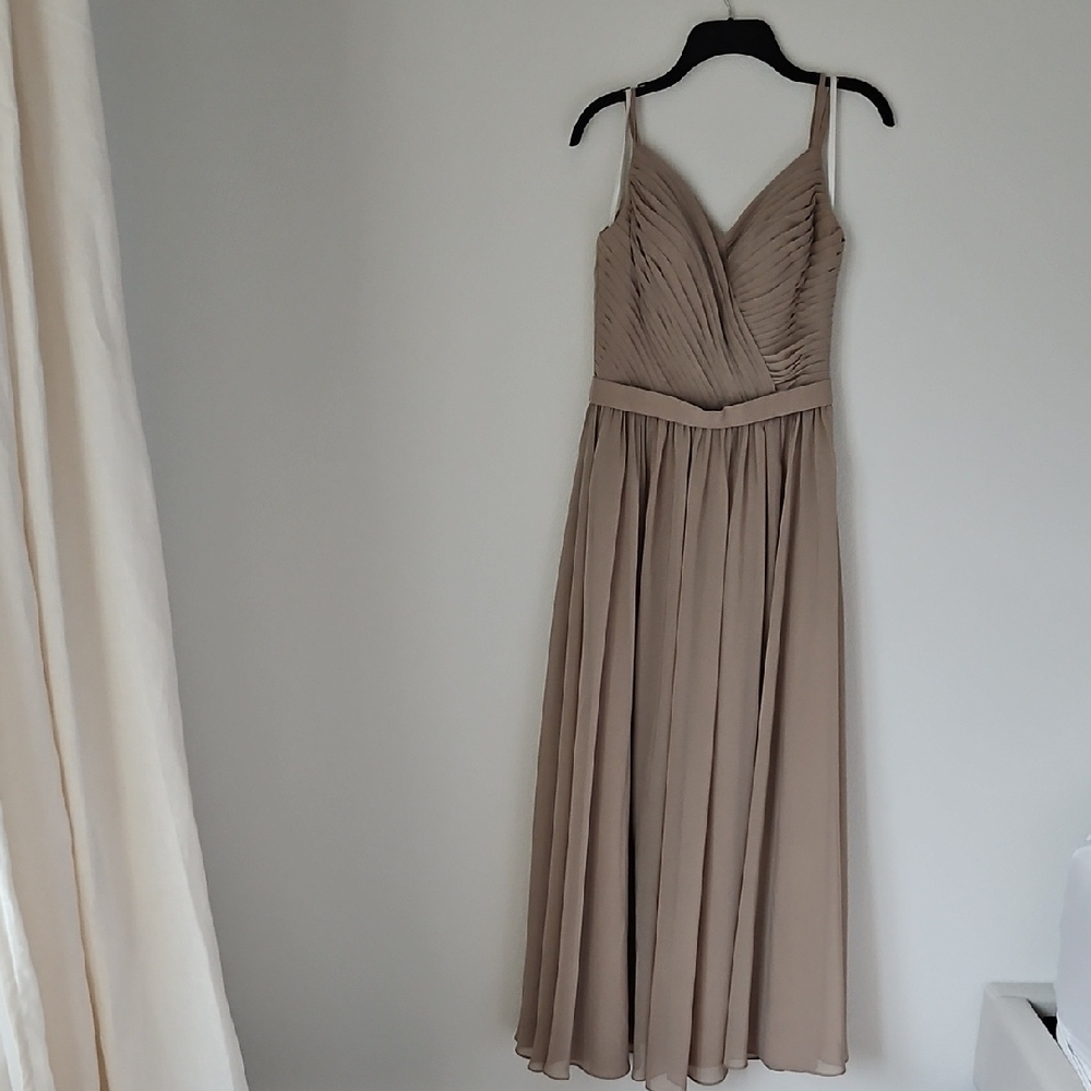 Beige Sleeveless Bridesmaid Dress